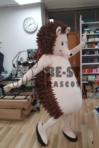 be-st mascot